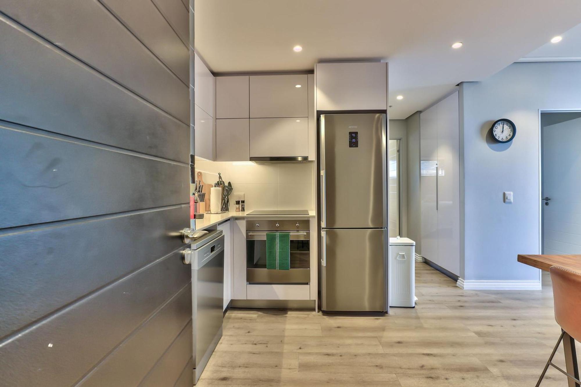 Apartment Elegant In The