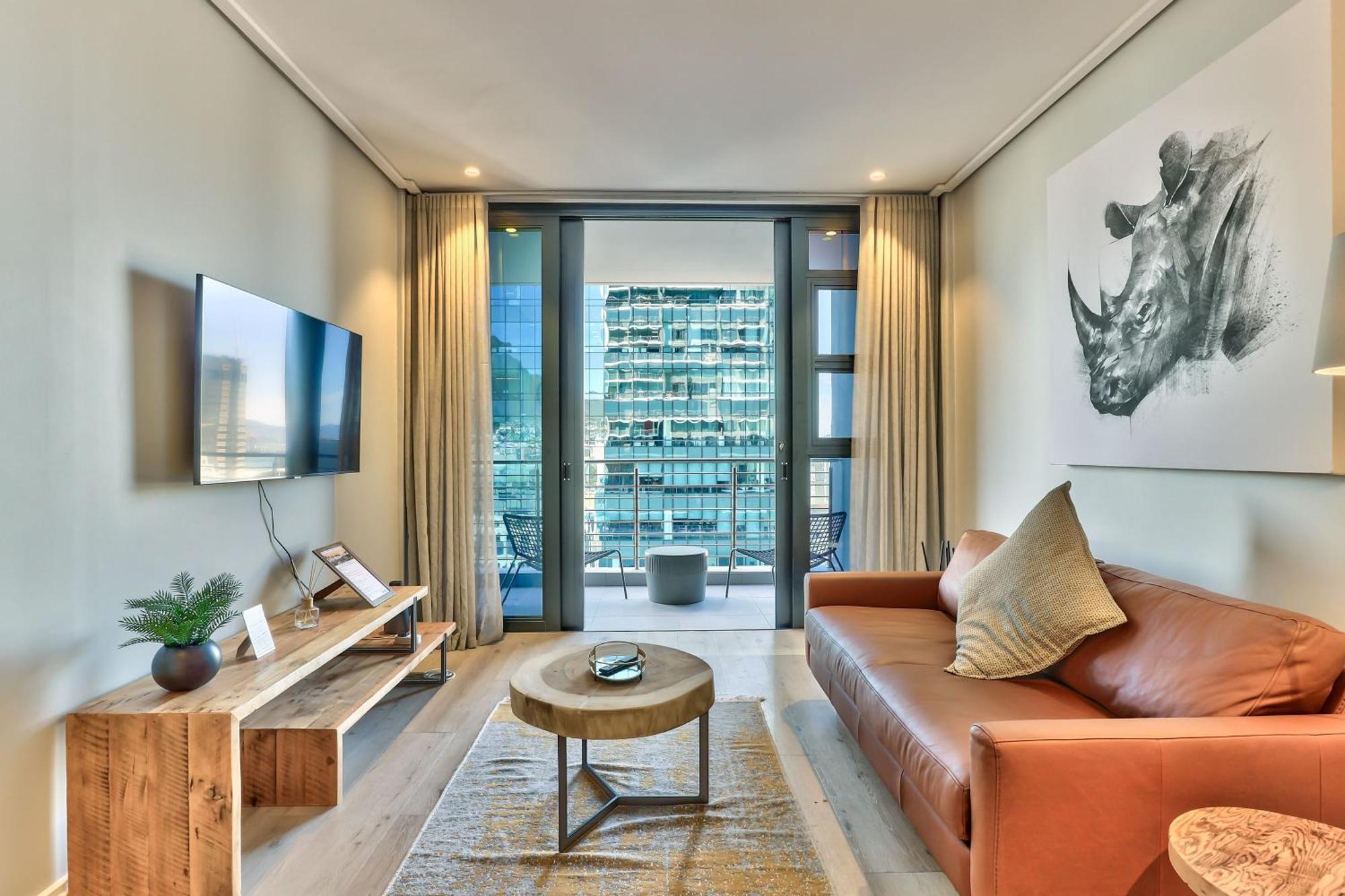 Apartment Elegant In The *