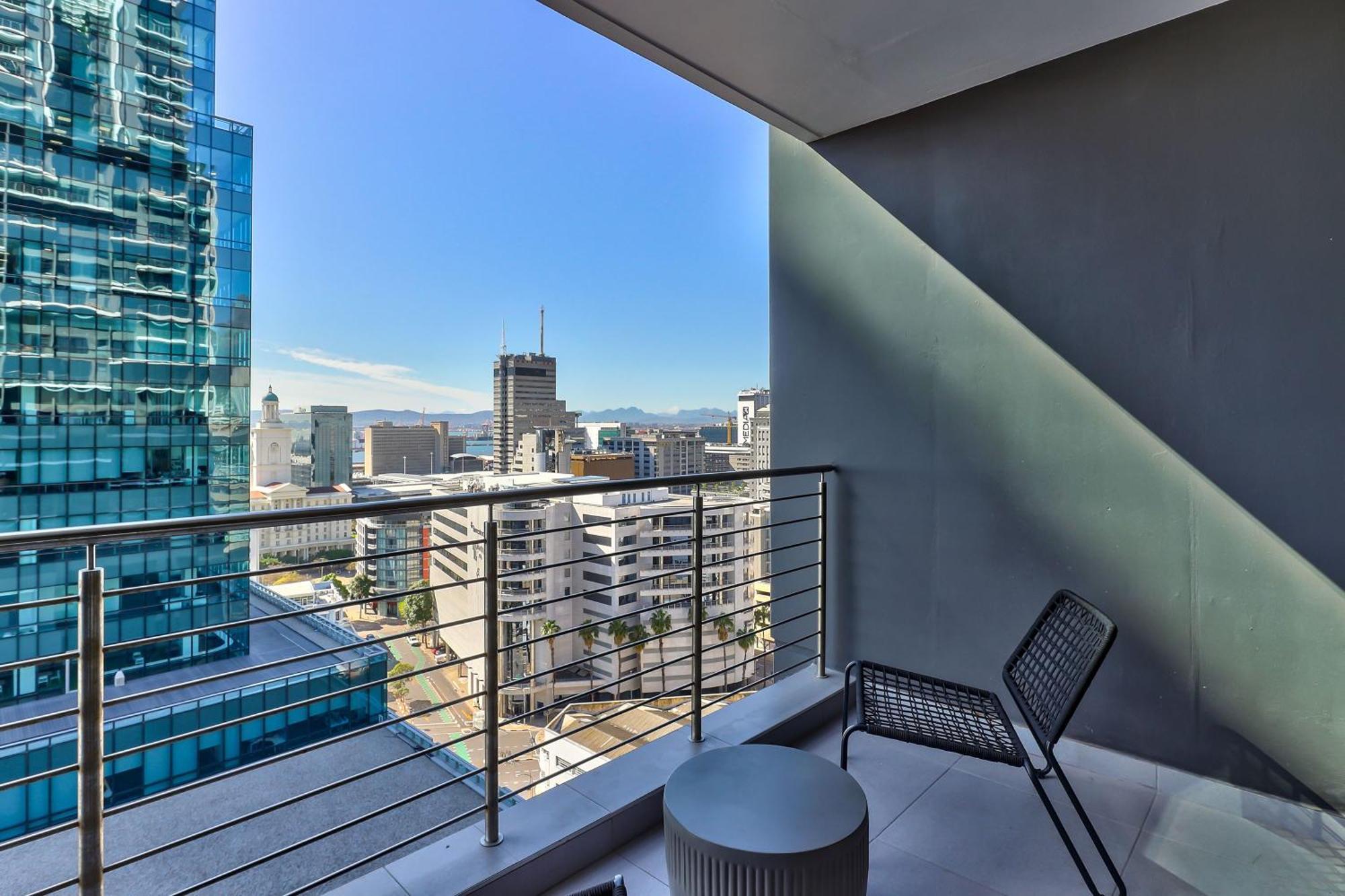 Elegant In The * Cape Town